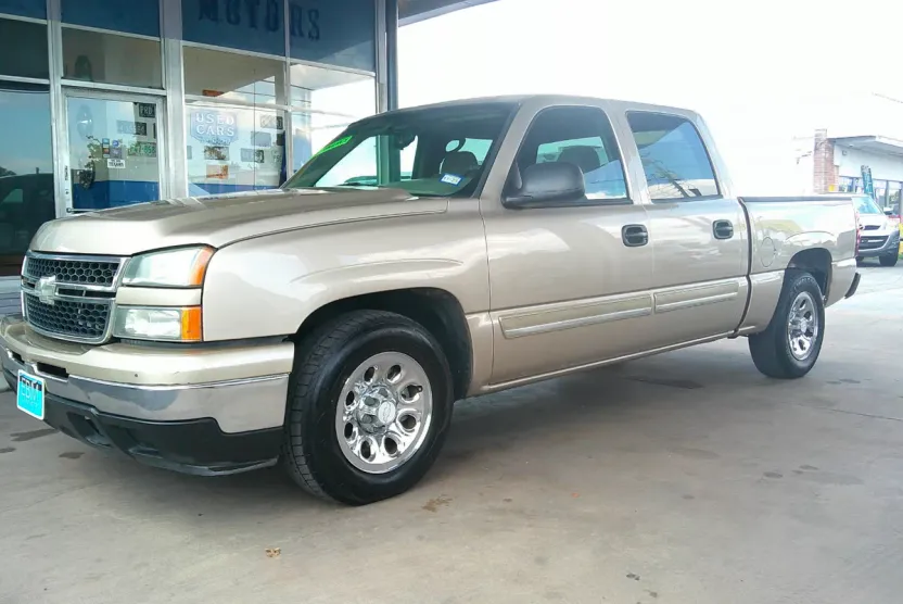2007 Chevrolet Silverado 1500 LS photo 1
