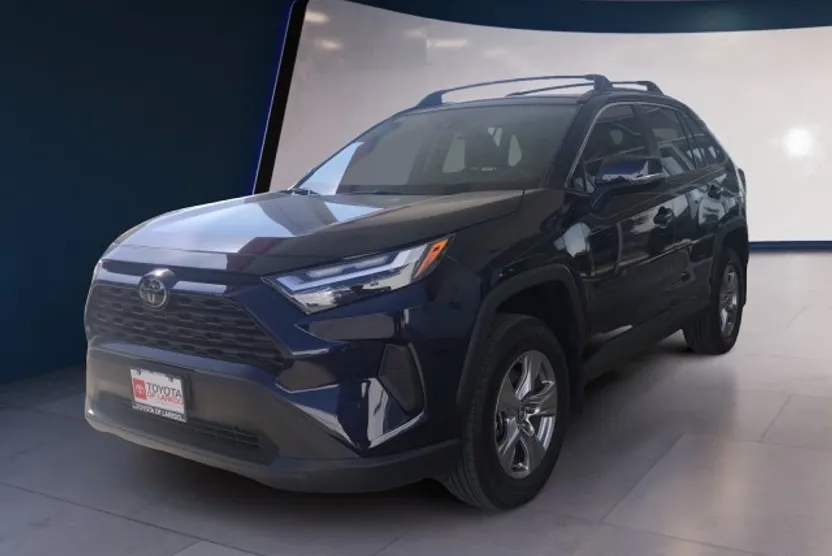 2024 Toyota RAV4 XLE photo 1