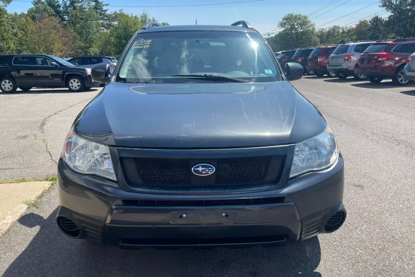2010 Subaru Forester 2.5X Premium photo 1