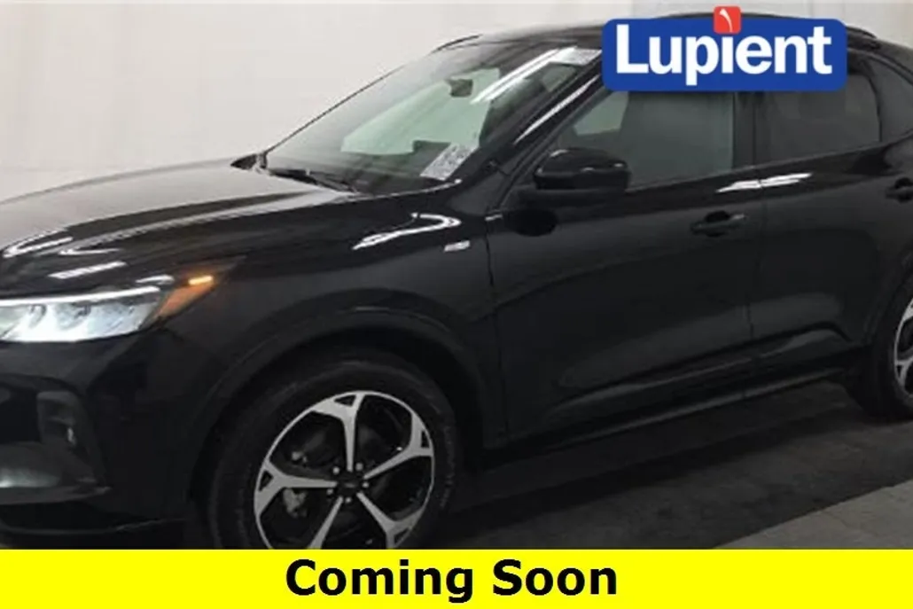 2023 Ford Escape ST-Line Select photo 1
