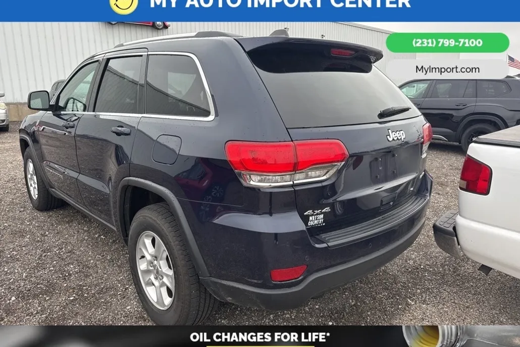 2017 Jeep Grand Cherokee Laredo photo 1