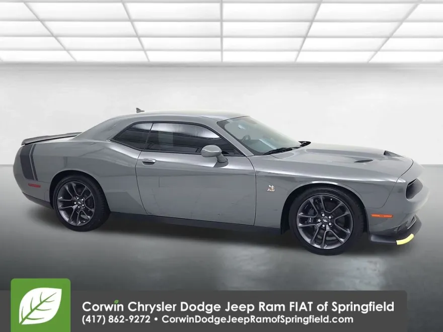 2023 Dodge Challenger R/T Scat Pack photo 1