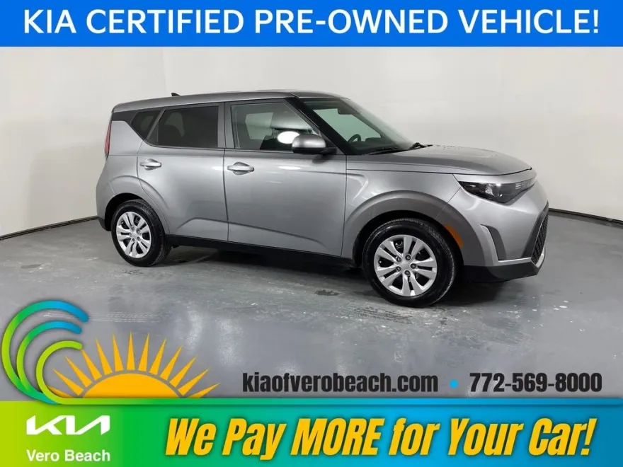 2023 Kia Soul LX photo 1