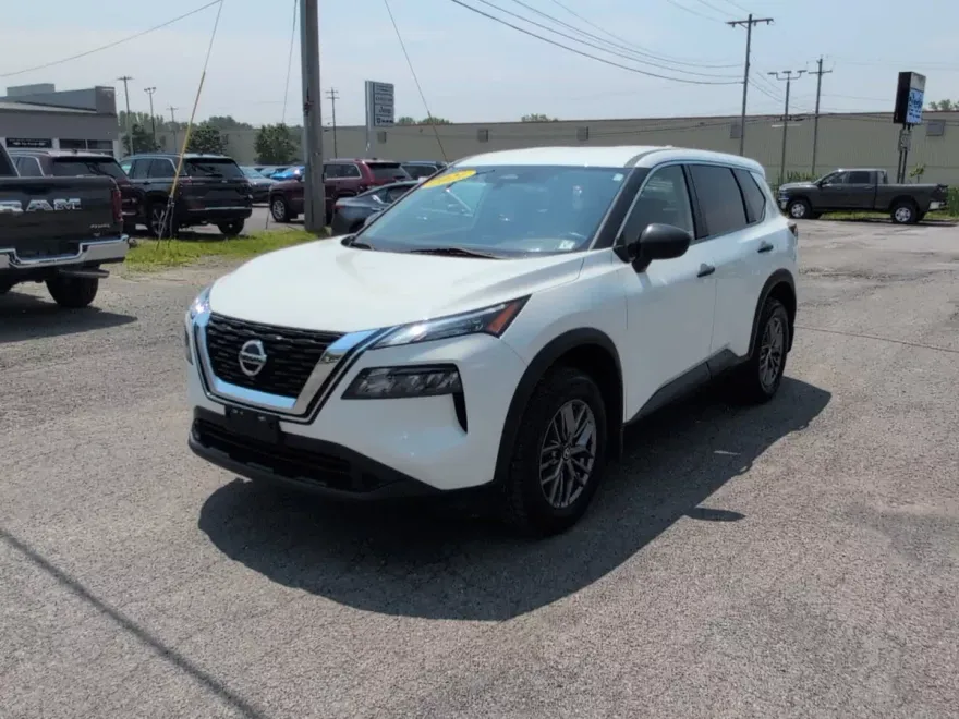 2021 Nissan Rogue S photo 1