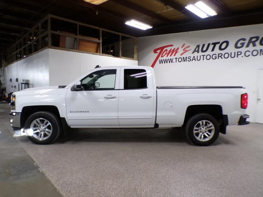 2019 Chevrolet Silverado 1500 LT photo 1