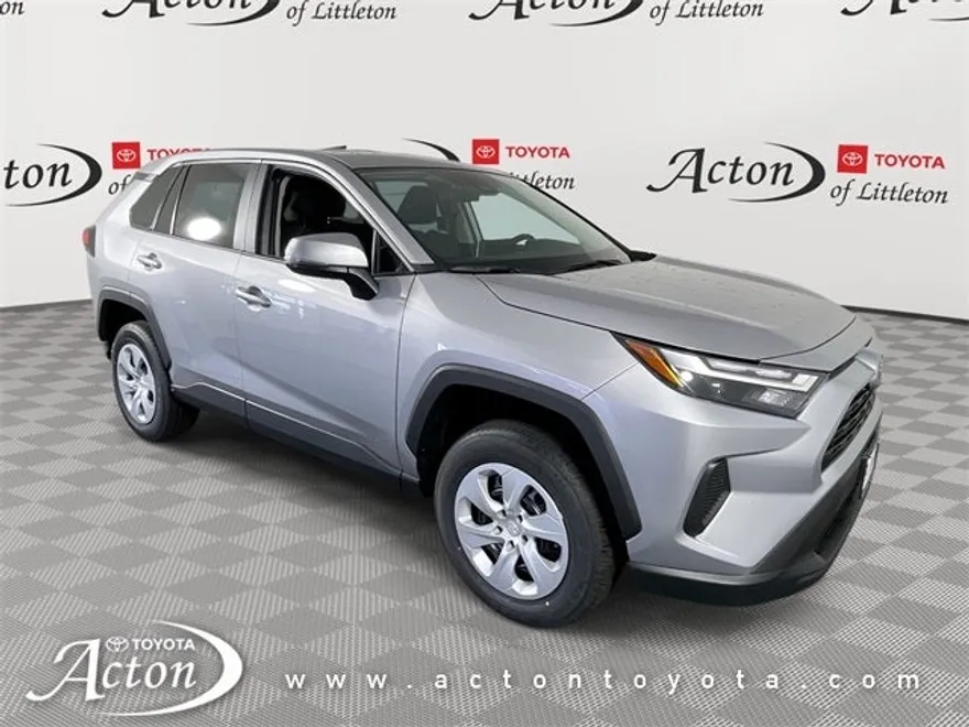 2025 Toyota RAV4 LE photo 1