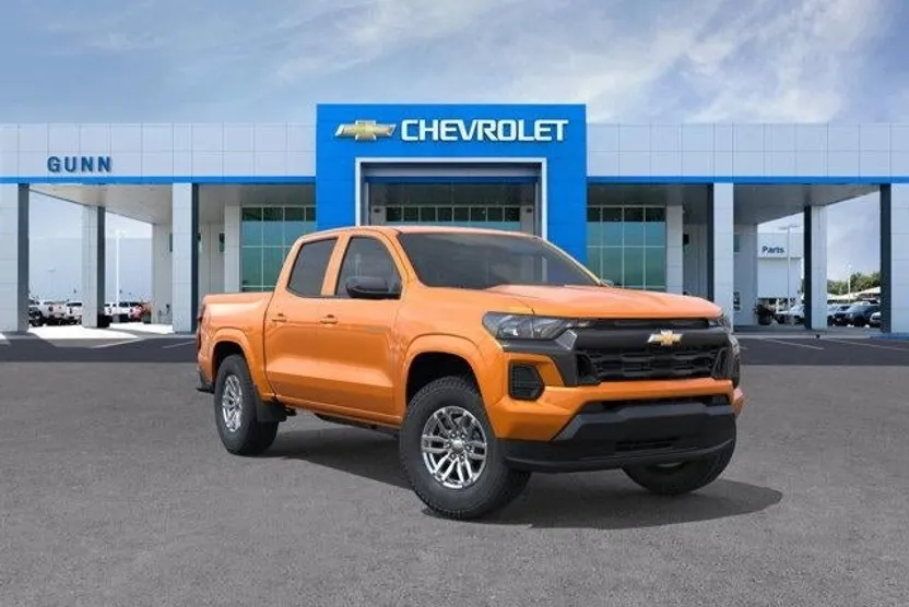 2026 Chevrolet Colorado LT photo 1
