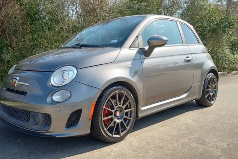 2013 Fiat 500 Abarth photo 1