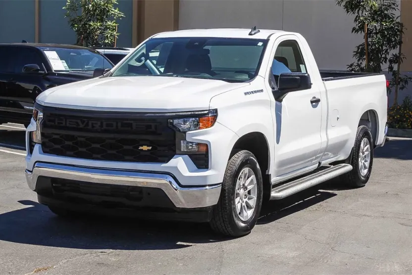 2024 Chevrolet Silverado 1500 photo 1