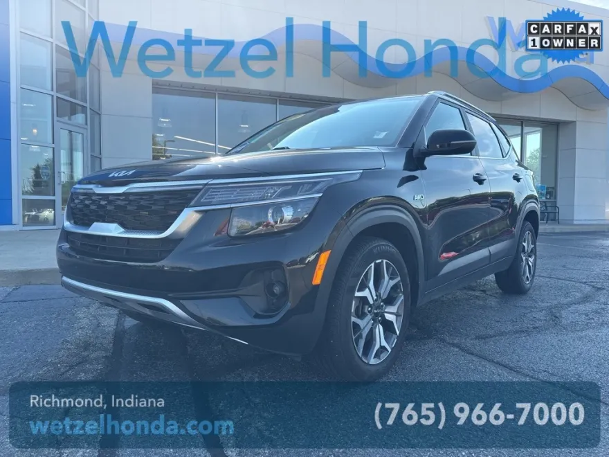 2023 Kia Seltos EX photo 1