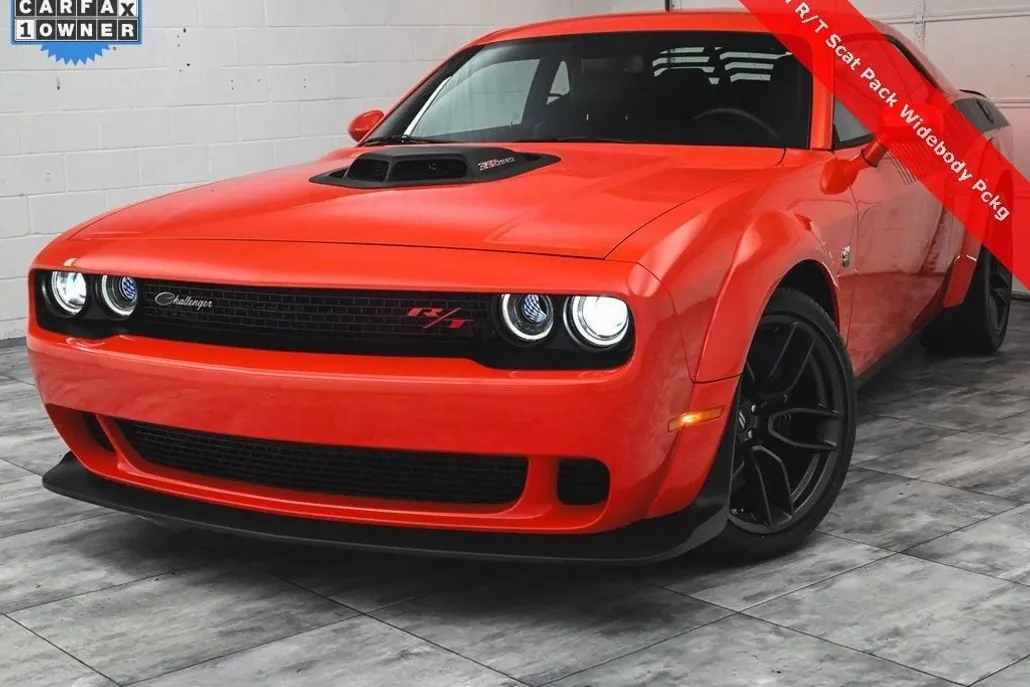 2021 Dodge Challenger R/T Scat Pack Widebody photo 1