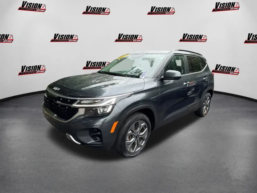 2024 Kia Seltos S photo 1
