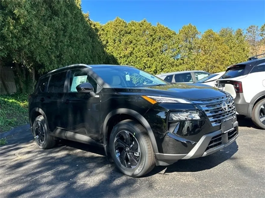 2026 Nissan Rogue SV photo 1
