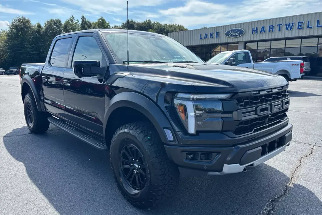 2025 Ford F-150 Raptor photo 1