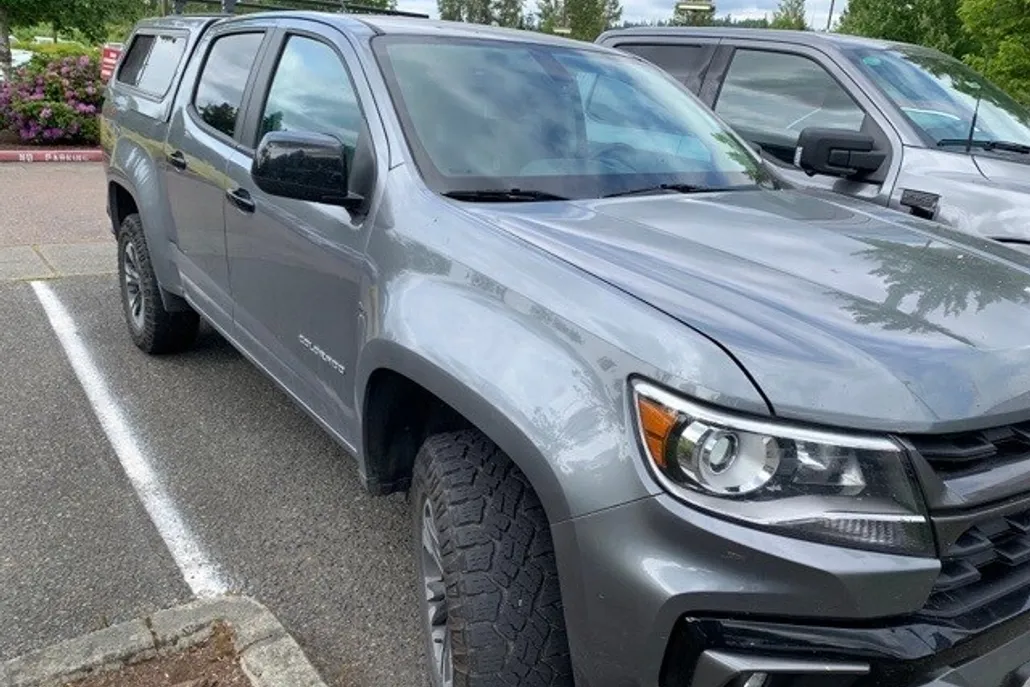 2022 Chevrolet Colorado Z71 photo 1