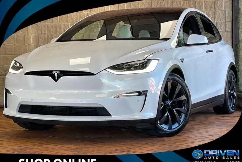 2022 Tesla Model X photo 1