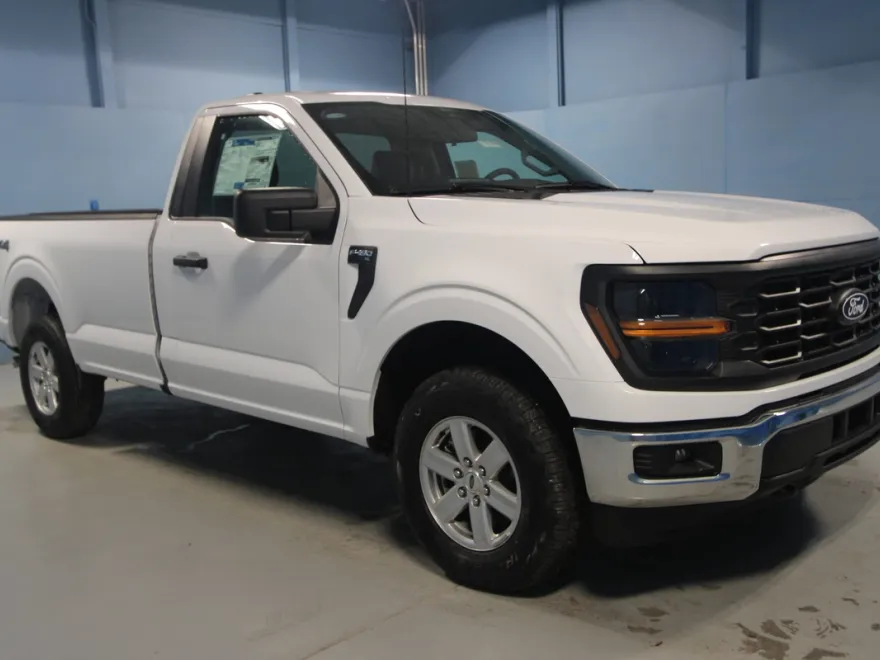 2025 Ford F-150 XL photo 1