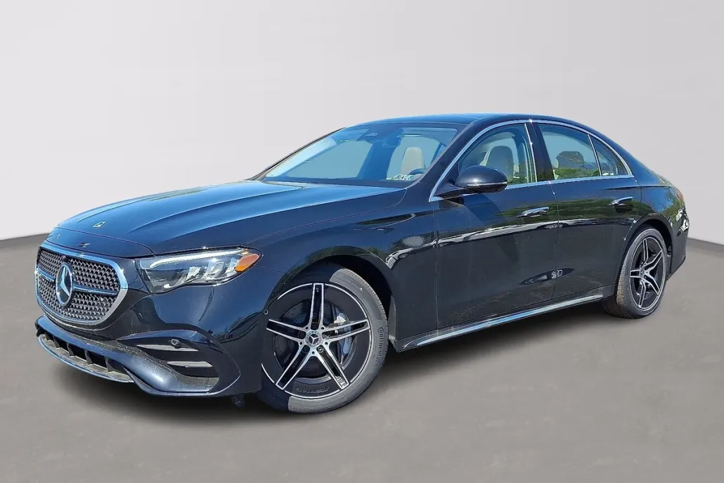 2025 Mercedes Benz E 450 4MATIC Sedan photo 1