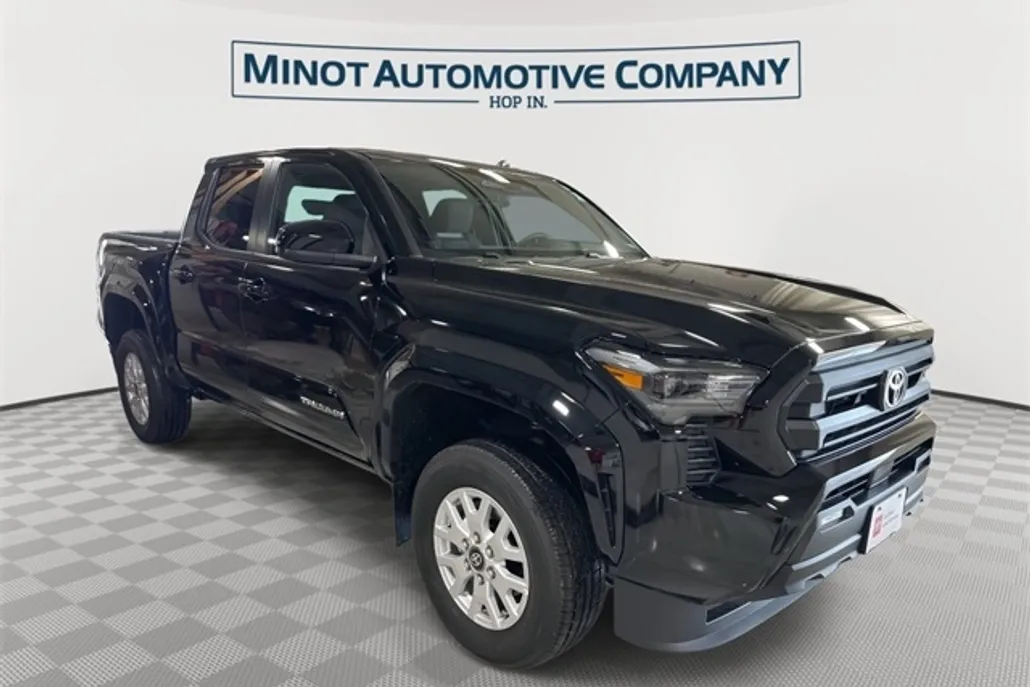 2024 Toyota Tacoma SR5 photo 1