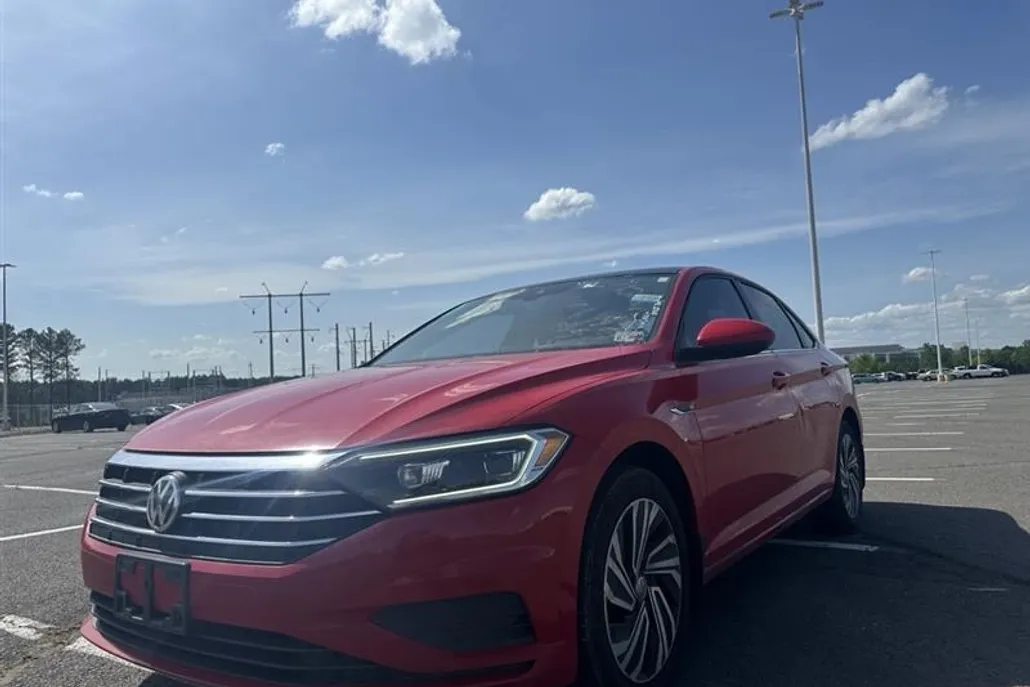 2020 Volkswagen Jetta SEL photo 1