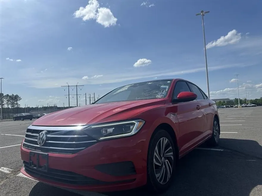 2020 Volkswagen Jetta SEL photo 1