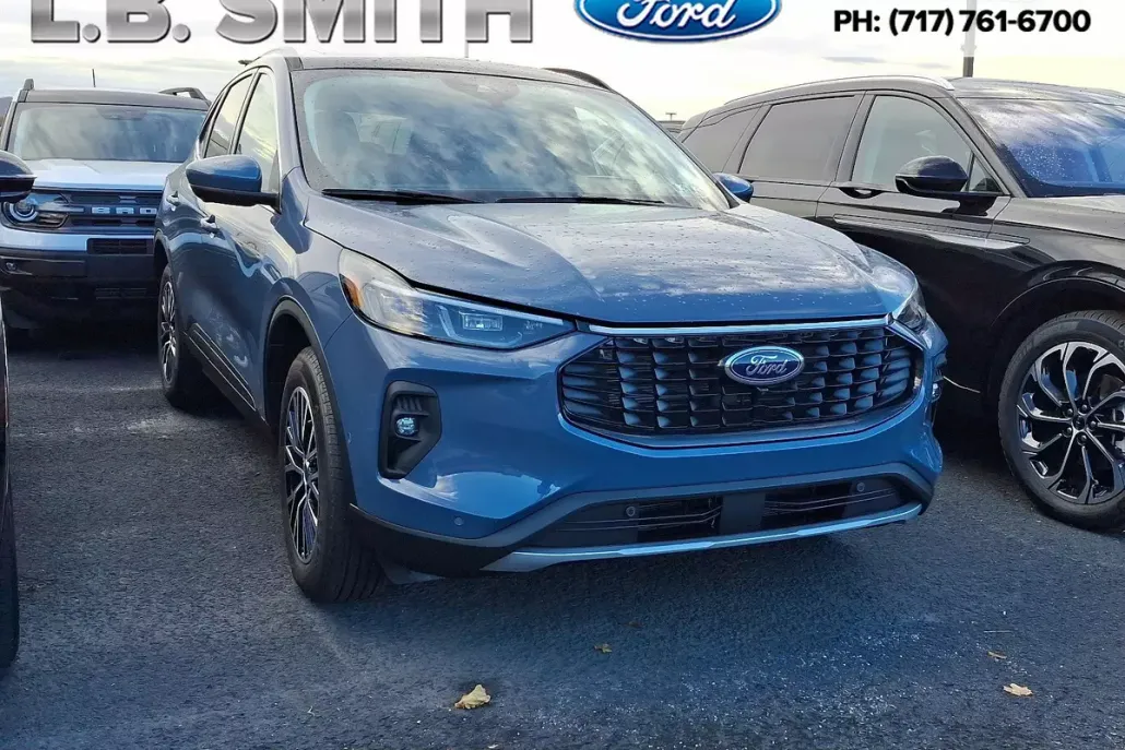 2024 Ford Escape photo 1