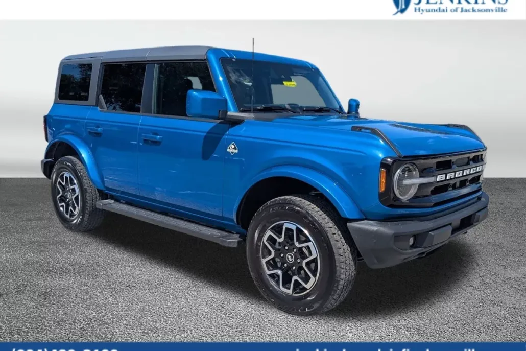 2024 Ford Bronco Outer Banks photo 1