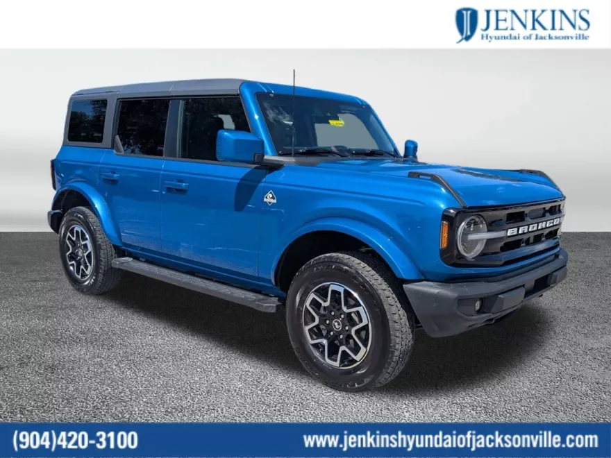 2024 Ford Bronco Outer Banks photo 1