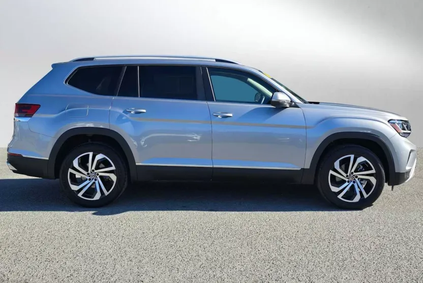 2022 Volkswagen Atlas V6 SEL photo 1