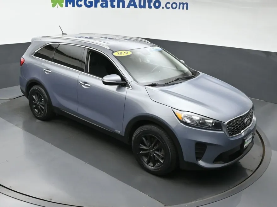 2020 Kia Sorento LX photo 1