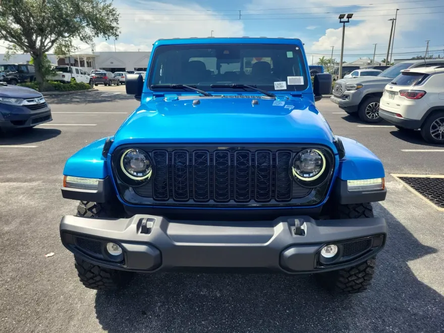 2025 Jeep Gladiator Willys photo 1