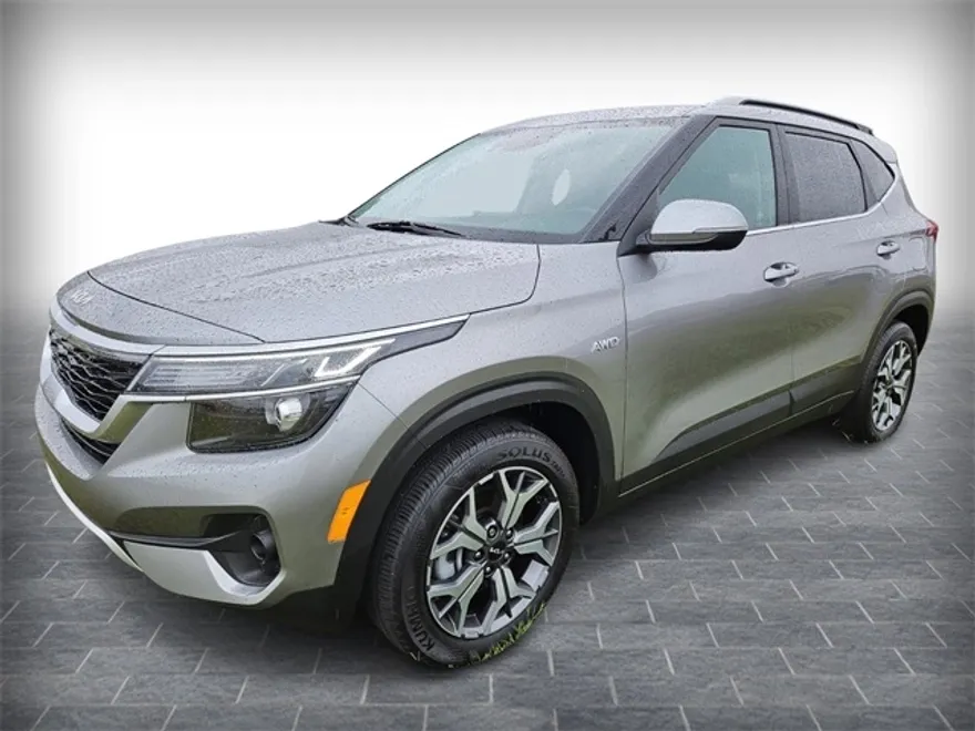 2022 Kia Seltos EX photo 1