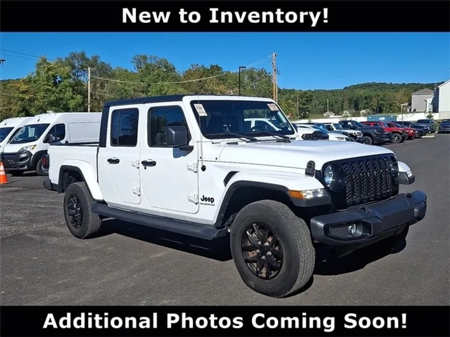 2022 Jeep Gladiator Altitude photo 1