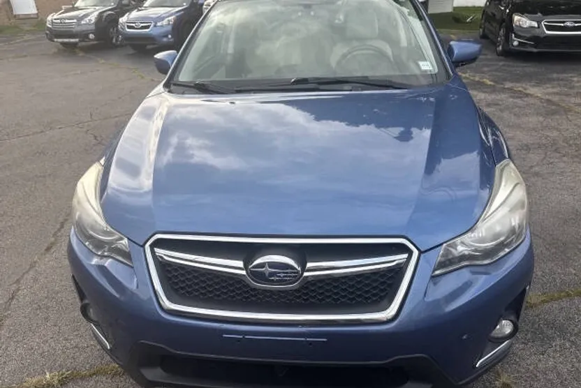 2016 Subaru Crosstrek 2.0i Premium photo 1