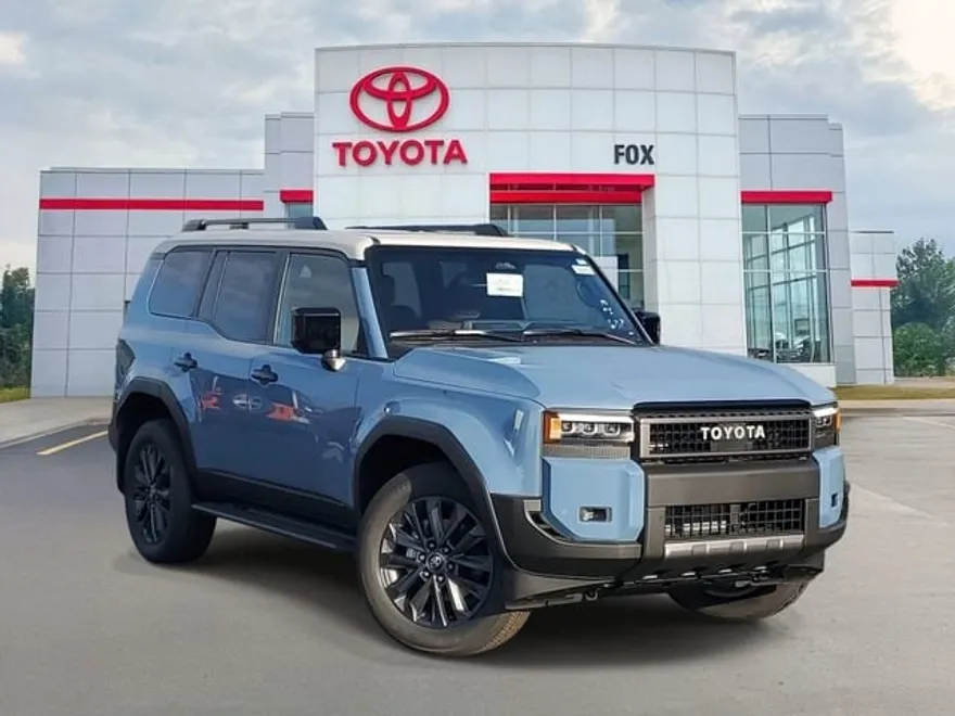 2025 Toyota Land Cruiser photo 1