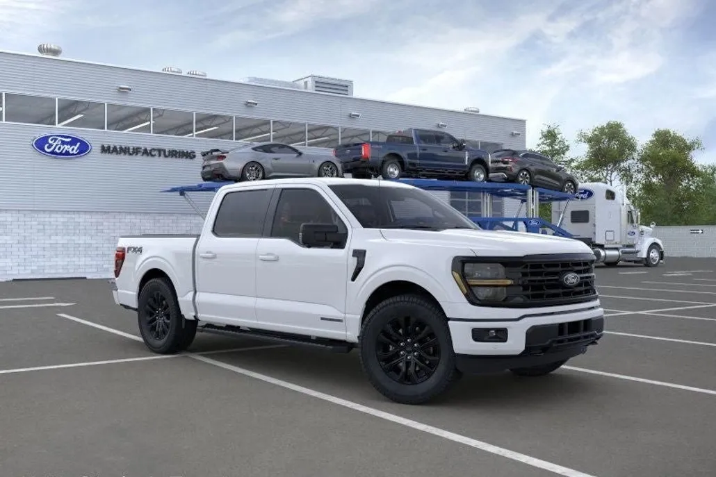 2025 Ford F-150 XLT photo 1