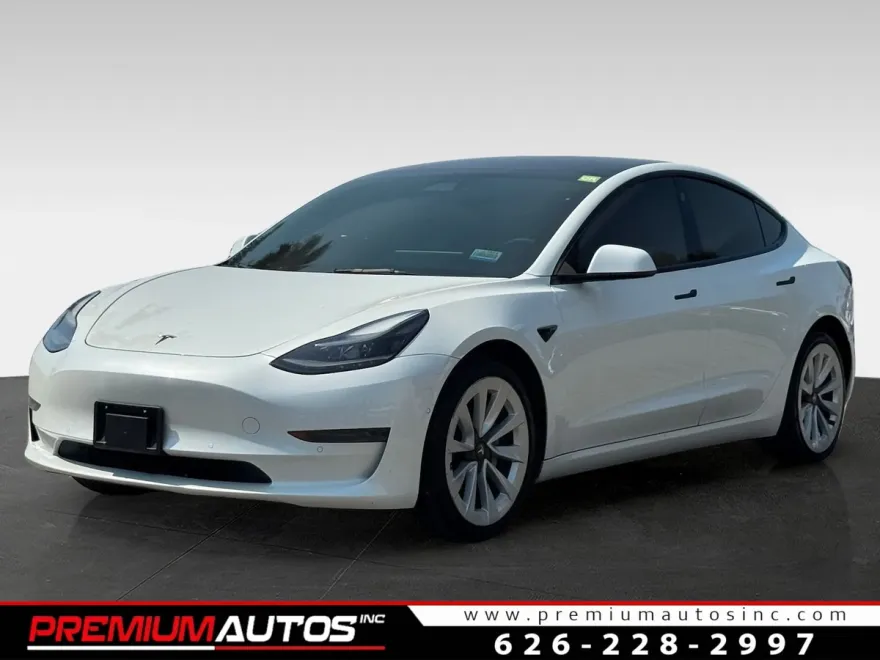 2022 Tesla Model 3 photo 1
