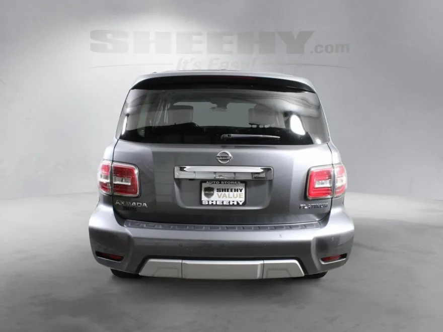 2017 Nissan Armada Platinum photo 1