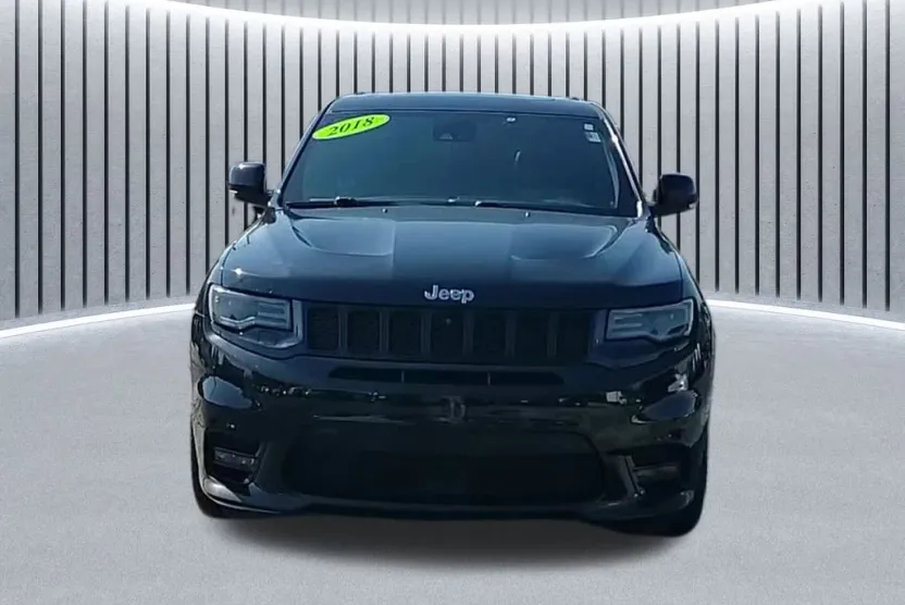 2017 Jeep Grand Cherokee SRT8 photo 1