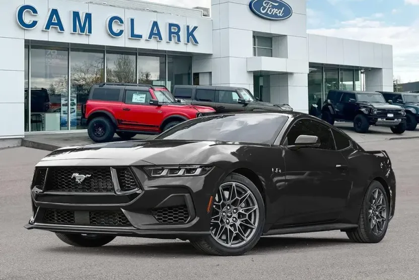 2024 Ford Mustang GT photo 1