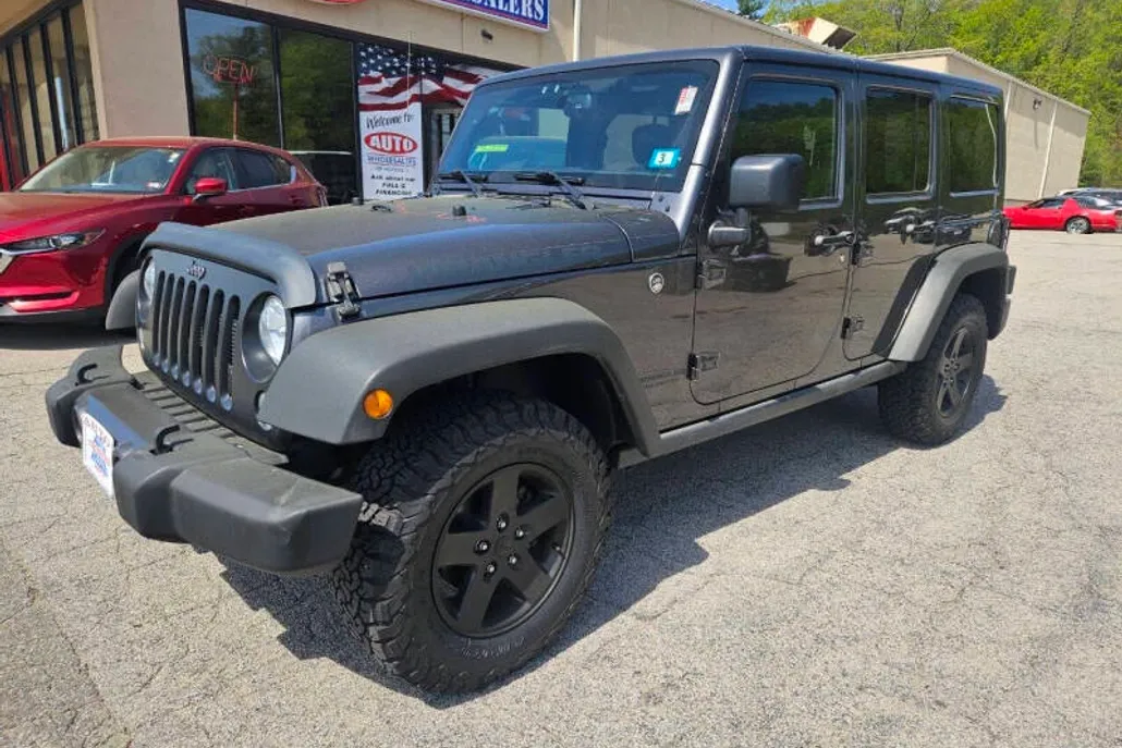2017 Jeep Wrangler Unlimited Big Bear photo 1