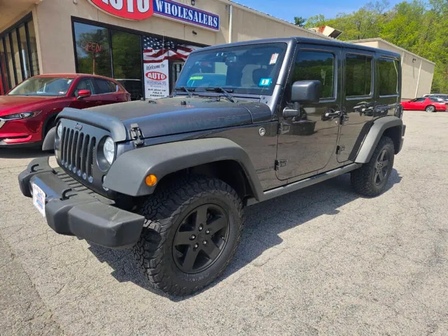2017 Jeep Wrangler Unlimited Big Bear photo 1