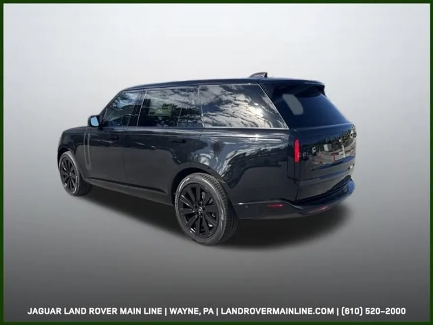 2025 Land Rover Range Rover SE photo 1