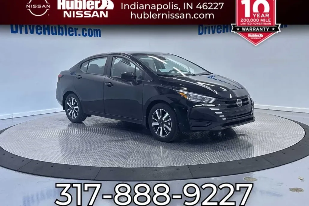 2025 Nissan Versa SV photo 1