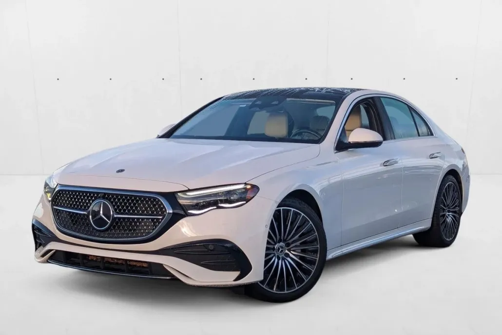 2024 Mercedes Benz E 350 4MATIC Sedan photo 1