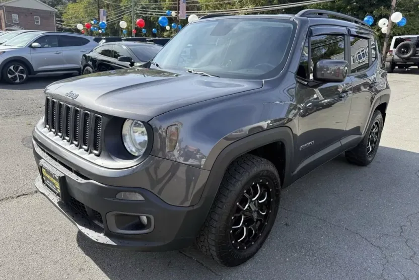 2018 Jeep Renegade Latitude North Edition photo 1
