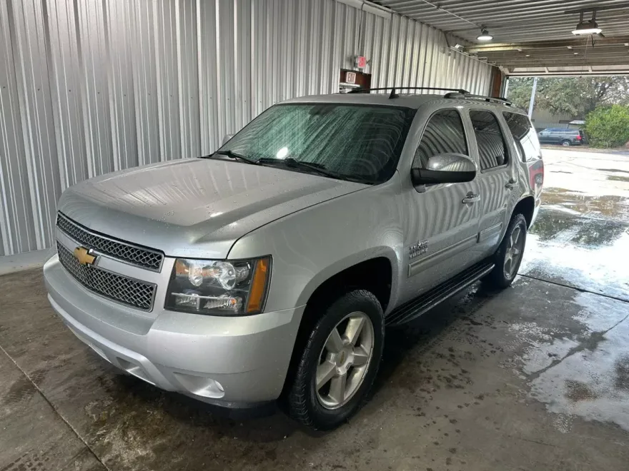 2013 Chevrolet Tahoe LS photo 1