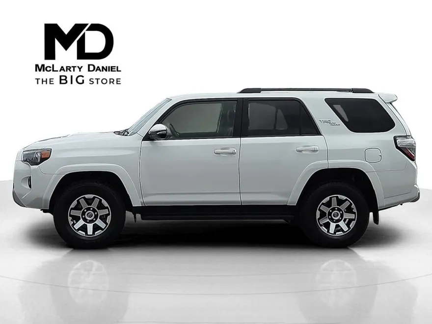 2024 Toyota 4Runner TRD photo 1
