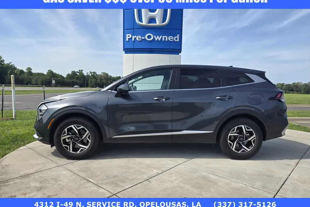 2023 Kia Sportage LX photo 1