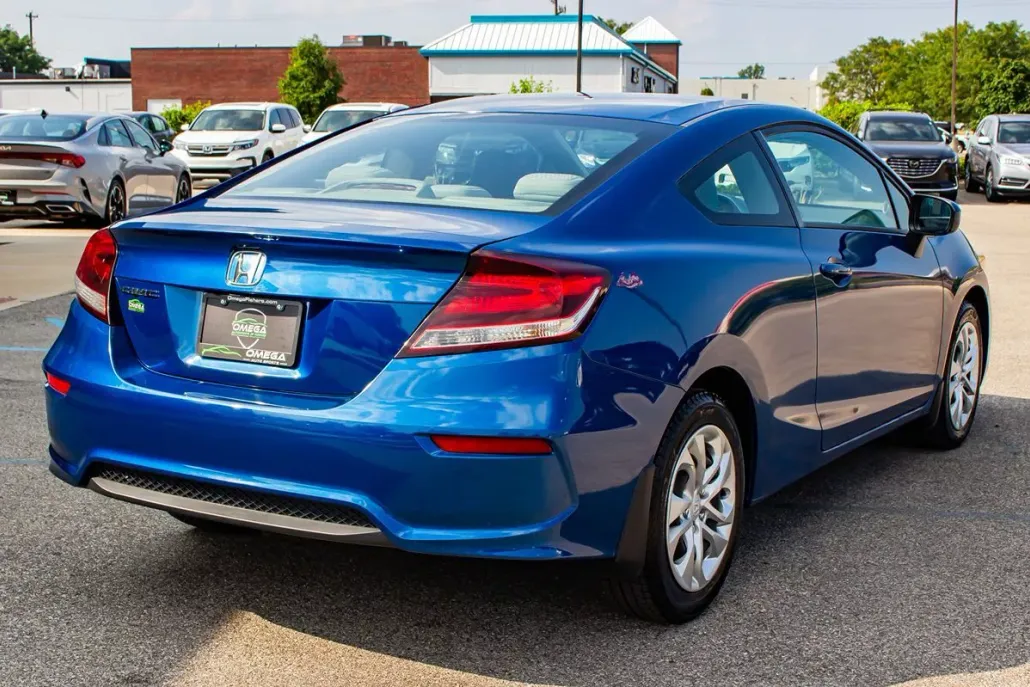 2015 Honda Civic LX photo 1
